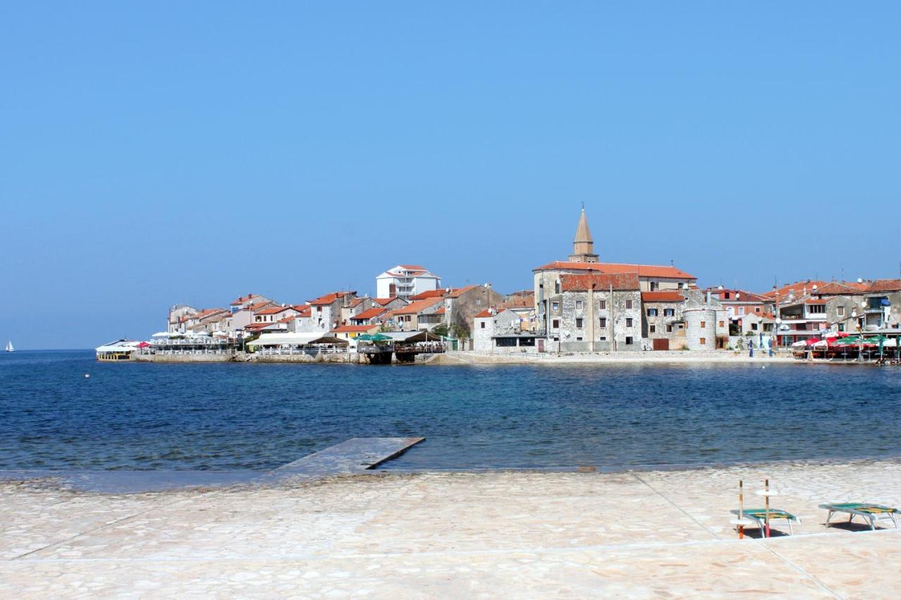 Apartments With A Parking Space Umag - 7094 ภายนอก รูปภาพ