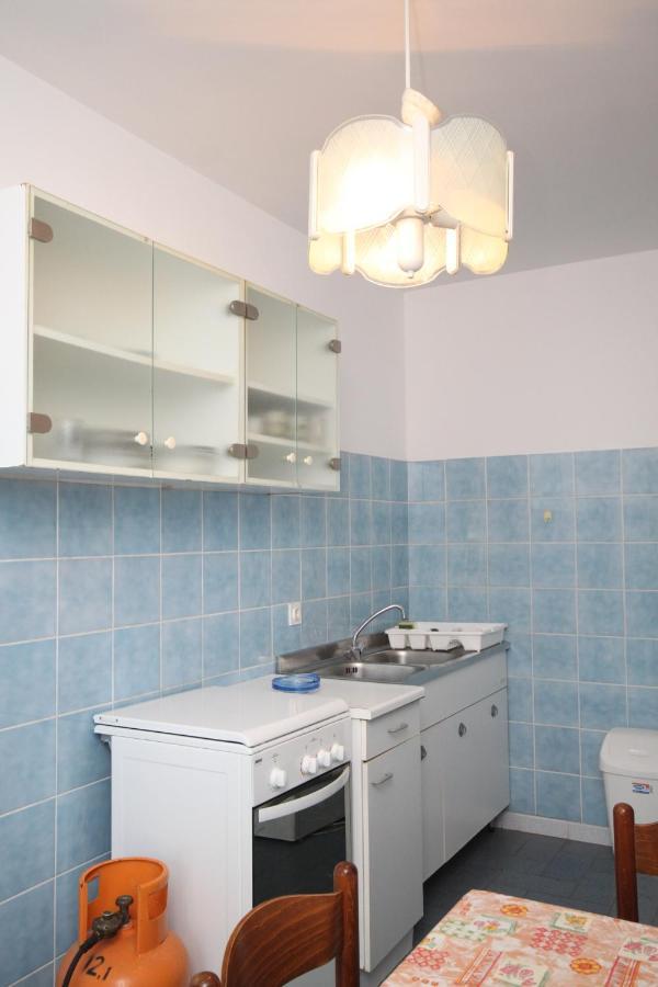 Apartments With A Parking Space Umag - 7094 ภายนอก รูปภาพ